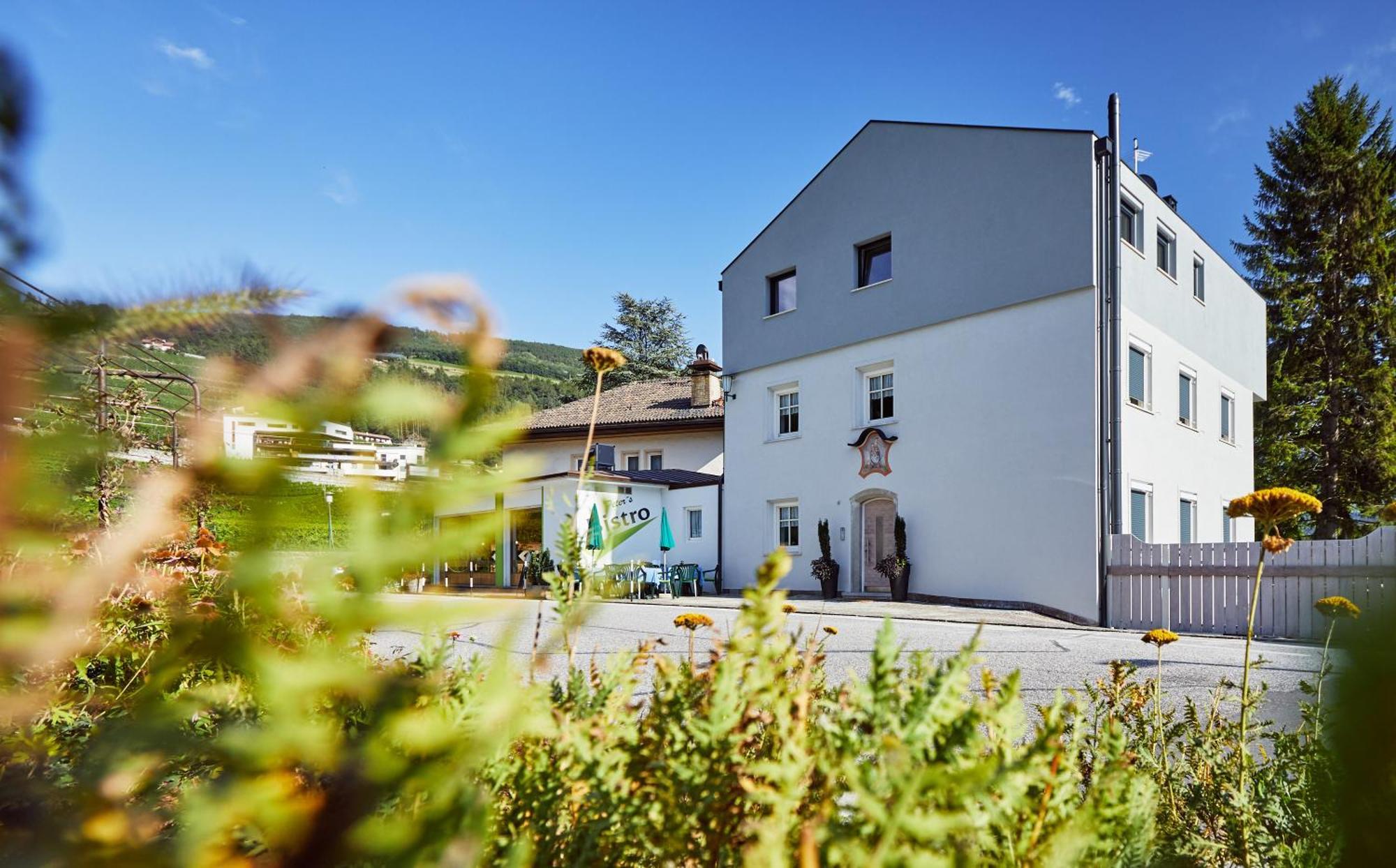 Apartmenthaus Haringer Novacella Exteriör bild